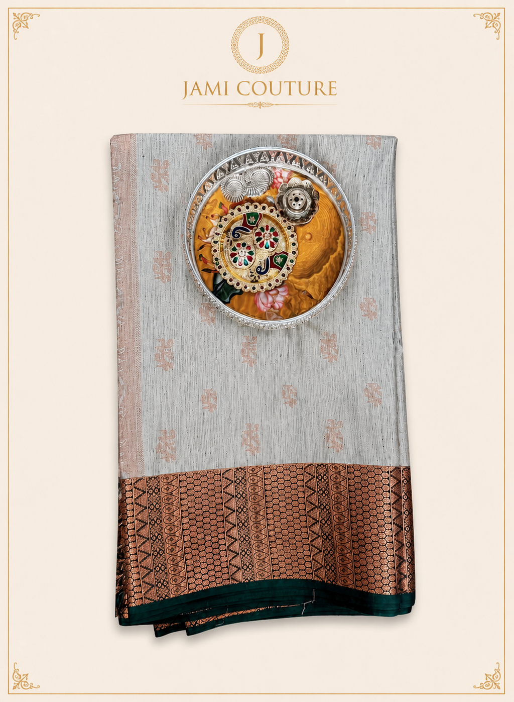 Gorgeous Emerald green & Copper Handloom Silk Saree Comes with a beautifully stitched matching blouse