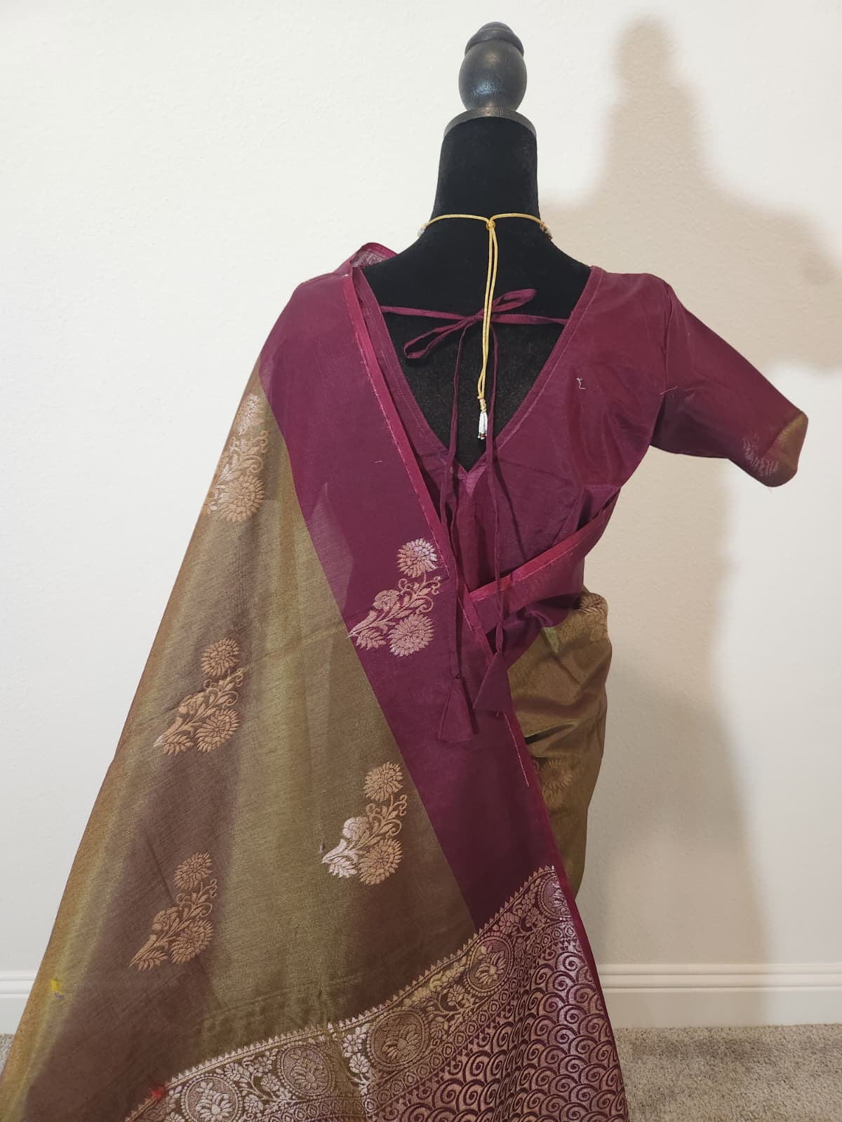Fresh Leaf Green Kanchi Silk Cotton Saree, Gold Zari Brocade