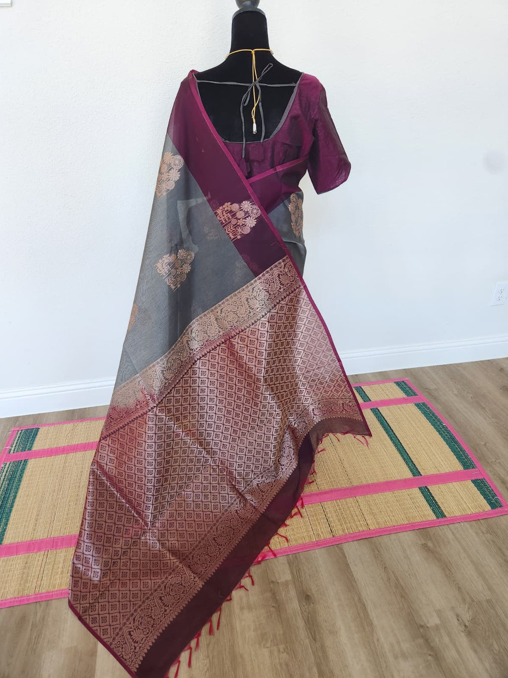 Gray Kanchi Silk Cotton Saree, Gold Zari Brocade