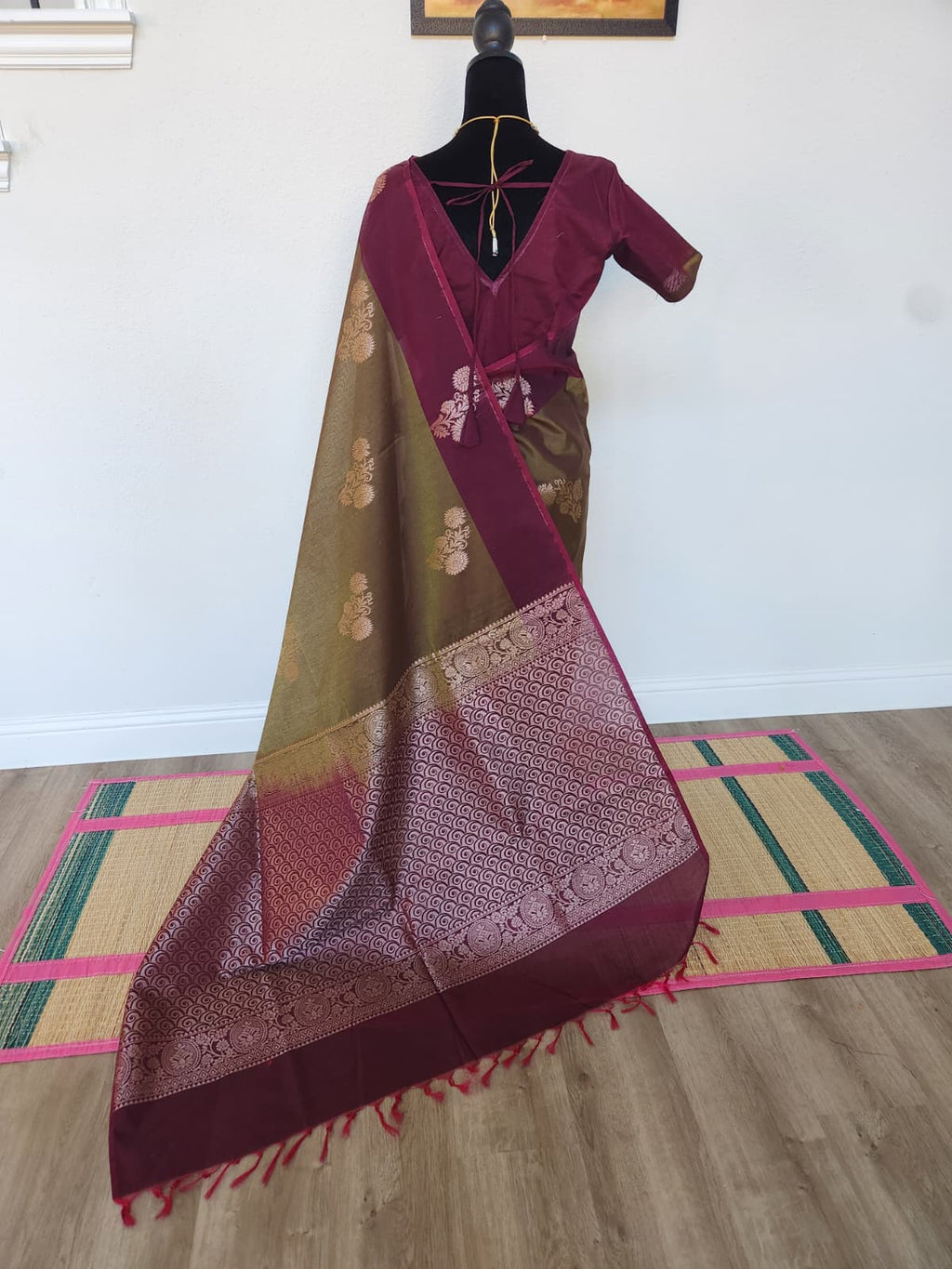 Fresh Leaf Green Kanchi Silk Cotton Saree, Gold Zari Brocade