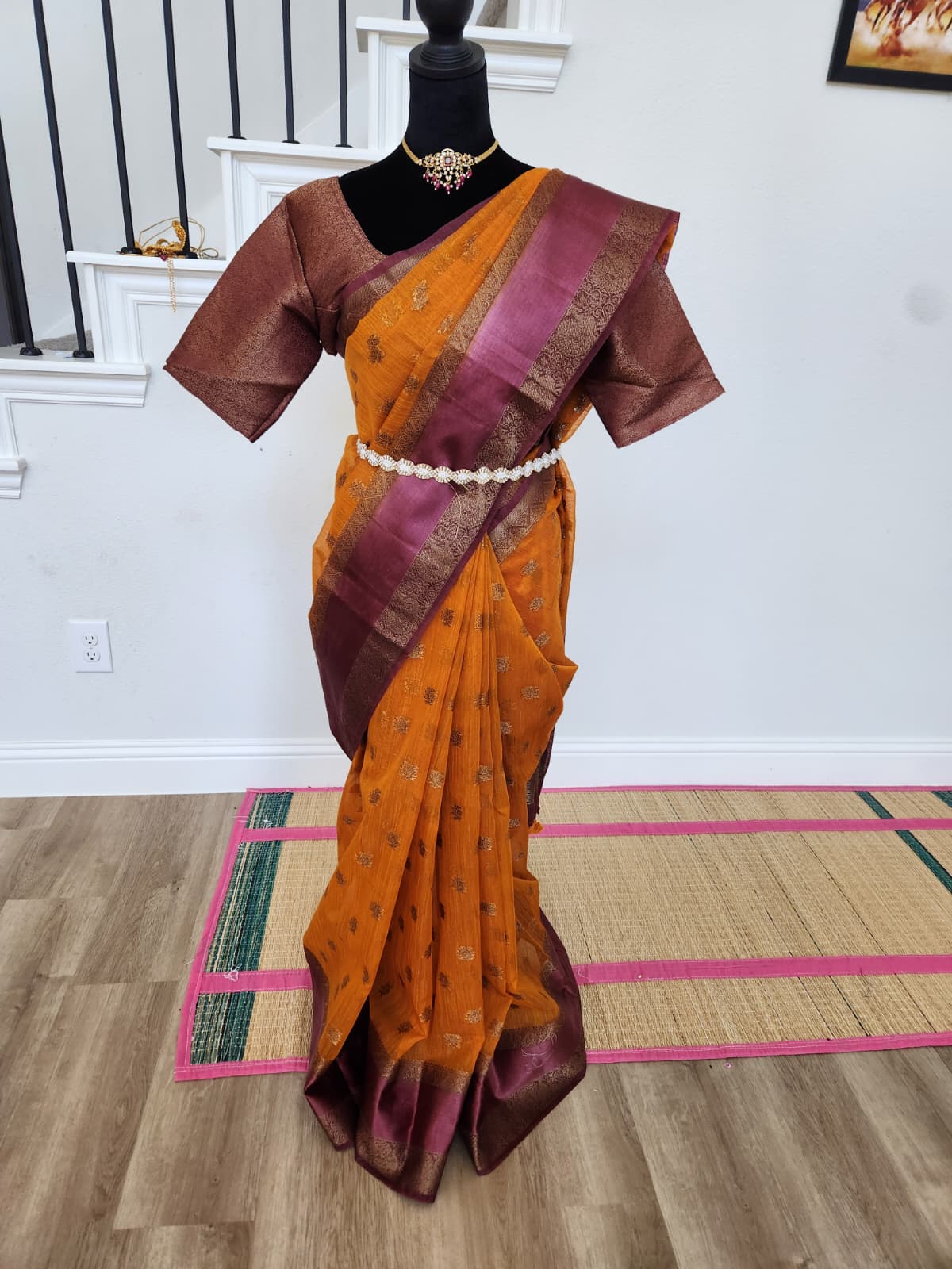 ✨ Premium Handpicked Jute Banarasi Saree with Gap Border ✨
